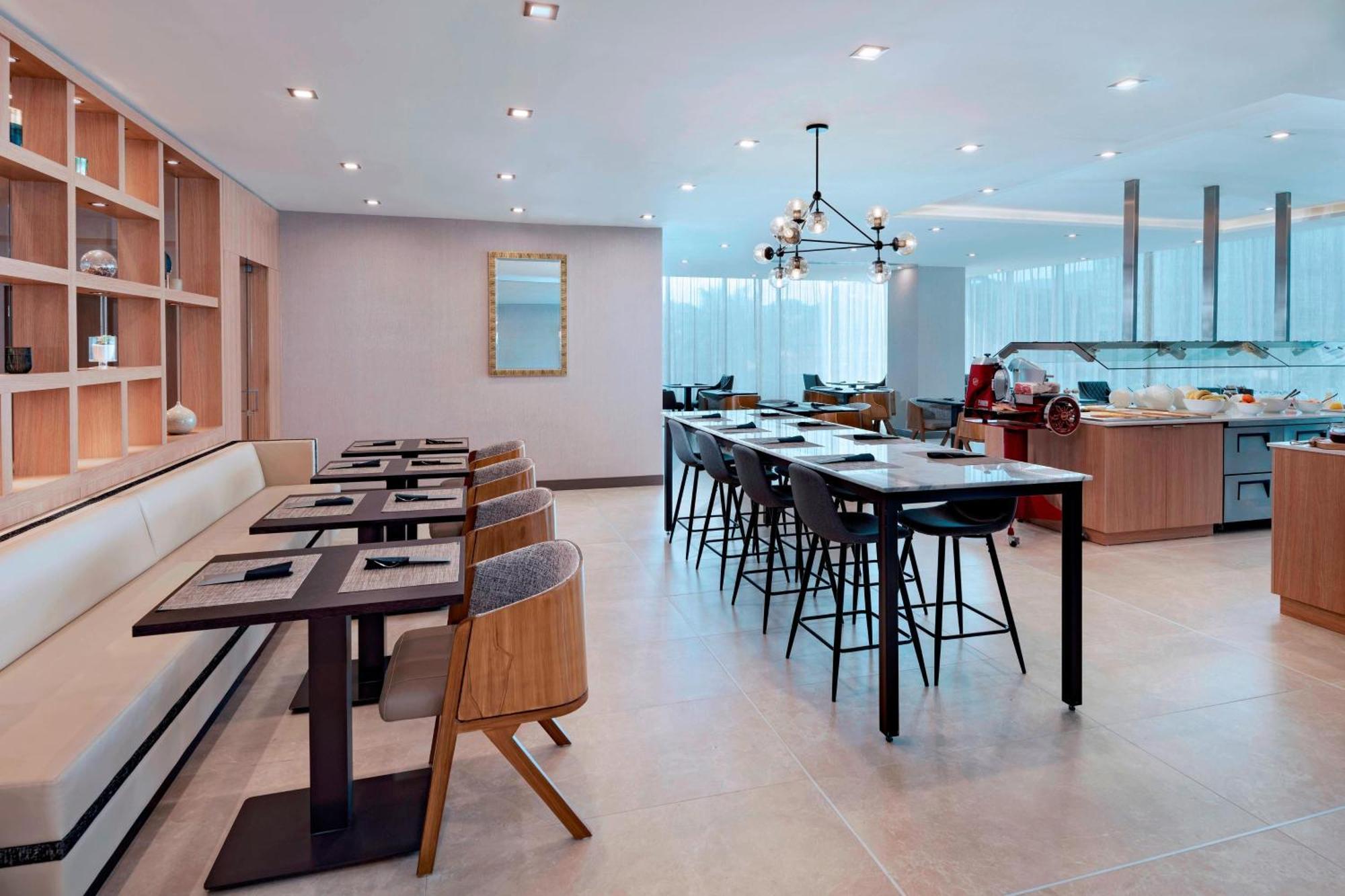 Ac Hotel By Marriott San Jose Escazu Exteriör bild